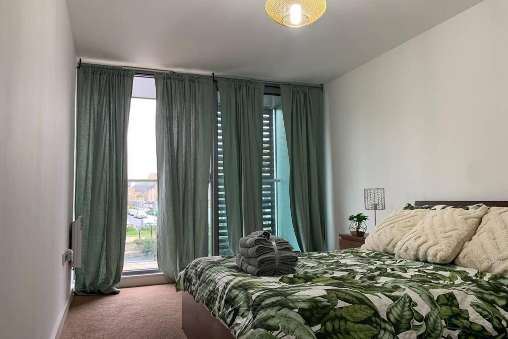 1988 Homes - Milend Londres Extérieur photo